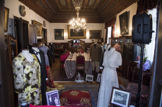 15-04/18/11-1429358868