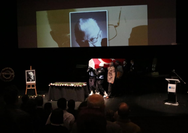 15-04/26/2-1430060224