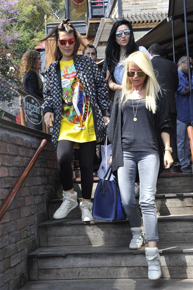 15-05/02/demet-akalin-okan-kurt-1153638