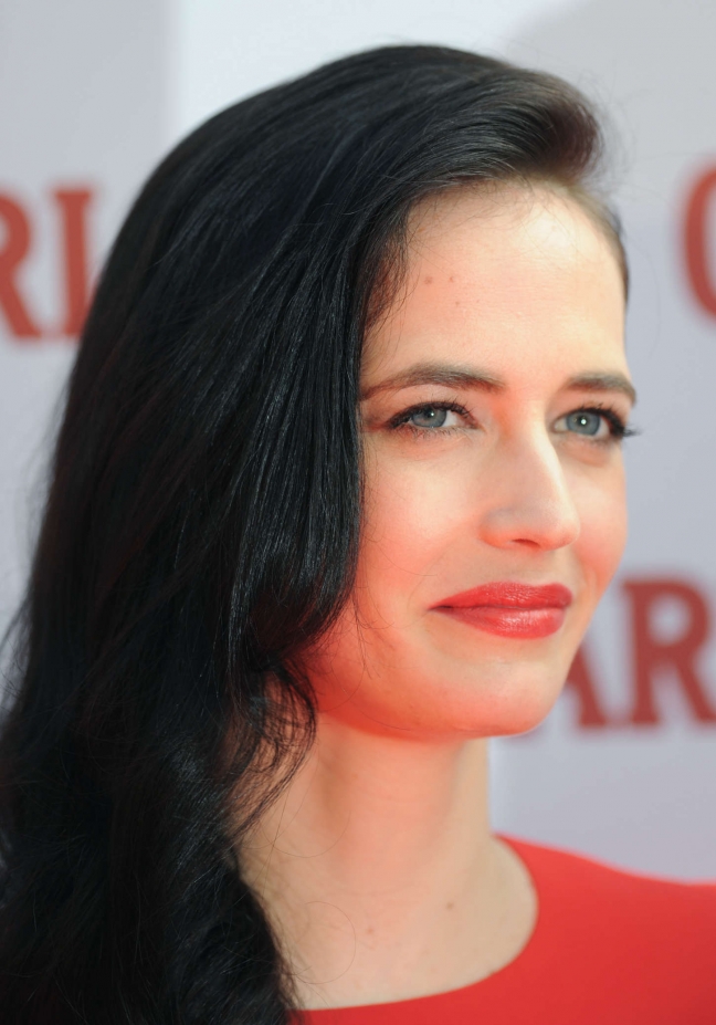 15-05/04/eva-green-campari-calendar-2015-launch-photocall-02