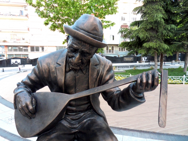 15-05/12/asik-veysel