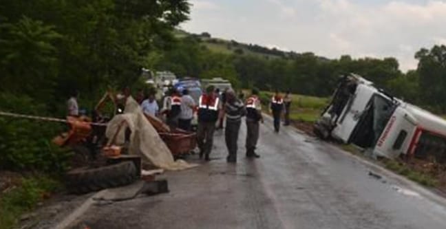 15-05/28/traktor-tanker-kaza2