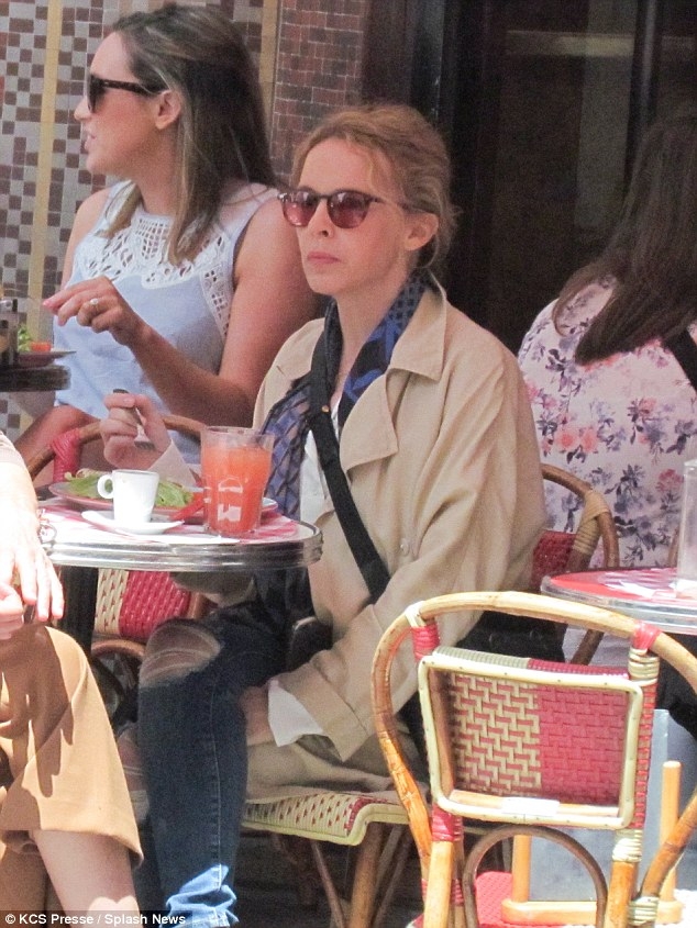 15-06/02/293fffa900000578-0-image-a-6_1433196579691