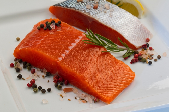 15-06/05/concept-photography-salmon-fillet