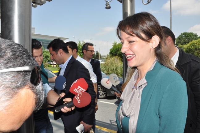 15-06/09/demirtasakp-ile-bir-koalisyon-secenegimiz-yok_1212_dhaphoto5