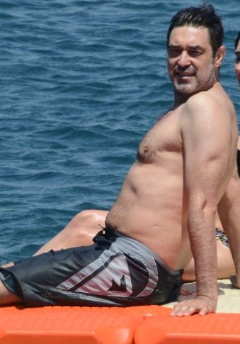 15-06/16/burak-hakki-2