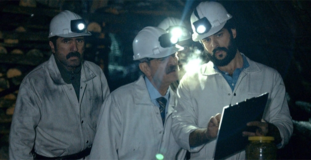 15-06/17/kara-sevda-dizisi-burak-ozcivit