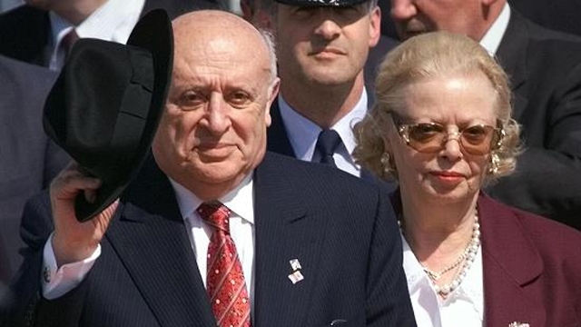 15-06/17/nazmiye_demierl_27052013_2341_480p_wmp4