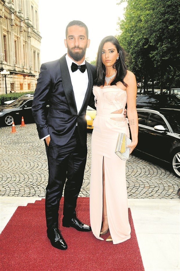 15-06/18/selcuk-inan-evlendi-1217767