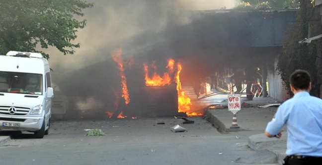 15-06/21/iett-patlama7