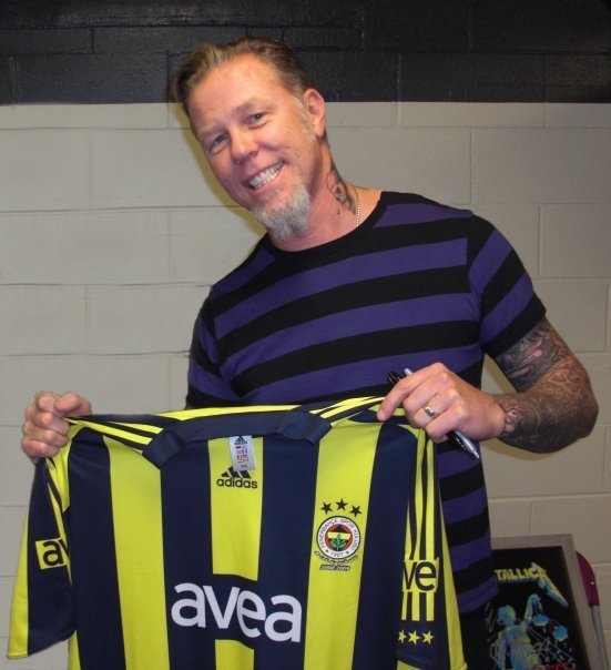 15-06/22/james-hetfield-dan-cimbomlulari-kizdiracak-resim_42003