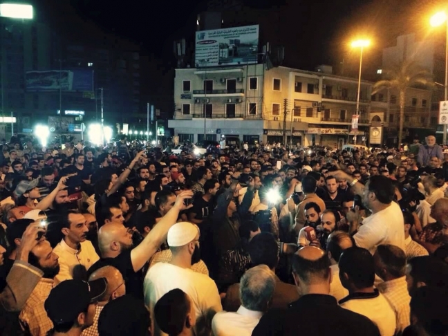 15-06/22/lubnanda-rumiyye-cezaevindeki-iskenceleri-protesto-gosterileri-1434953341