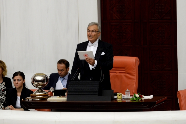 15-06/23/212-1435064745