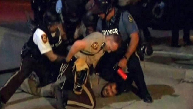 15-06/28/53f5d05bf630990d0419ee22