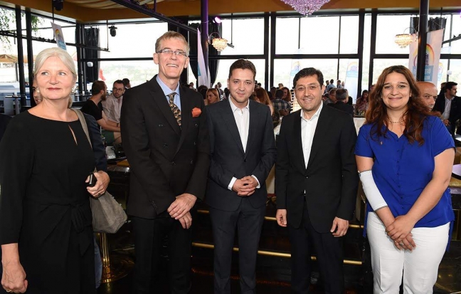 15-06/29/0fd84a5a826d7ebeee2cc225f3acd6df-1435569087