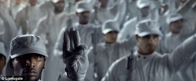 15-07/10/2a633a0c00000578-3155465-image-m-114_1436487405446