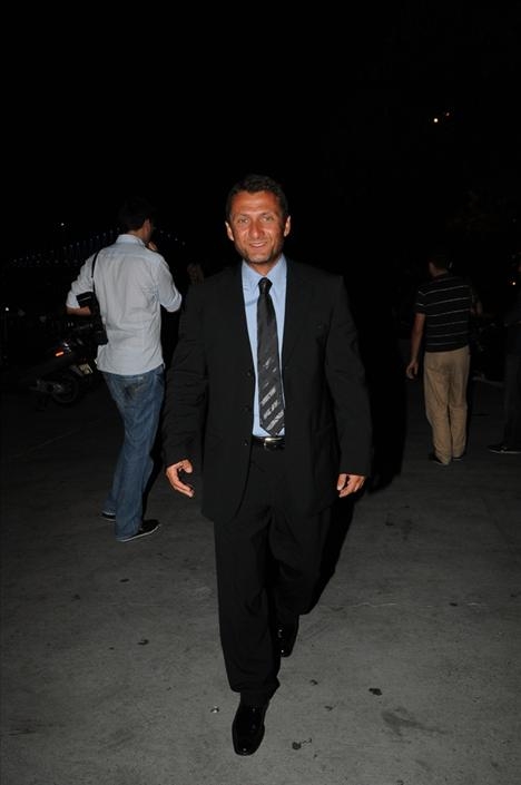 15-07/22/burak-karabacak-1437554255