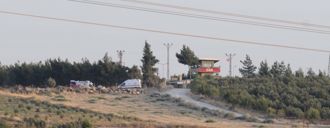 15-07/23/suriyenin-isid-kontrolundeki-bolgeden-karakola-ates-1-sehit-2-yarali-3-_7555_dhaphoto3-1437674043