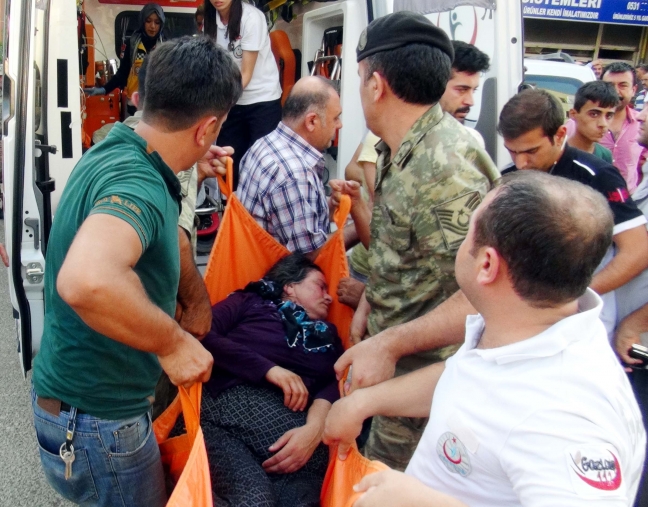 15-07/23/suriyenin-isid-kontrolundeki-bolgeden-karakola-ates-1-sehit-2-yarali-4-_2671_dhaphoto1