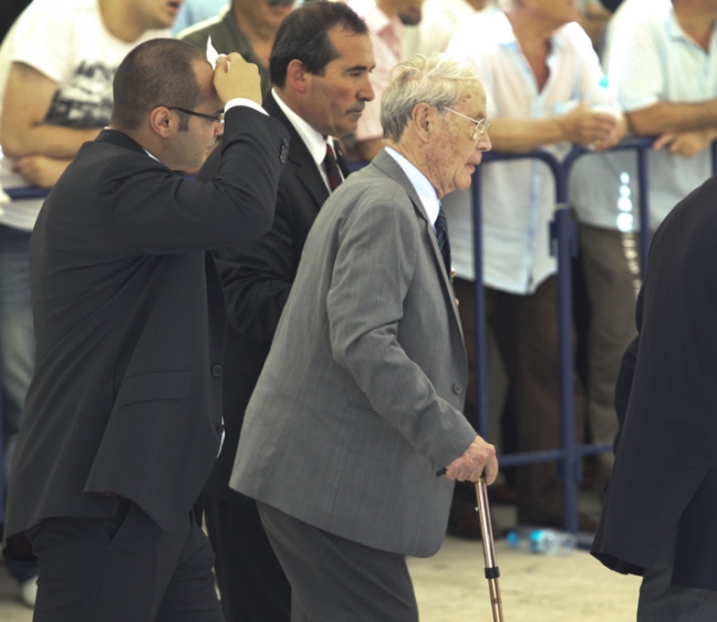 15-08/07/fft31_mf7165395