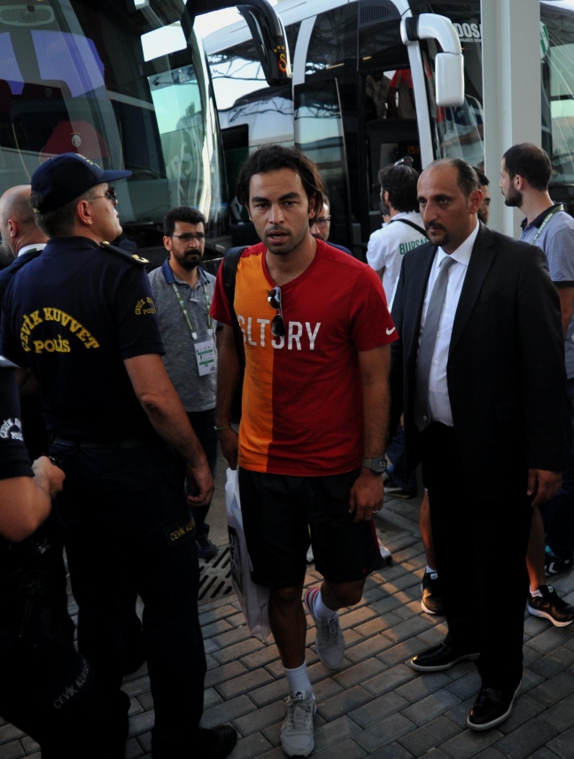 15-08/08/2ce04480fa492372053fdc4abeca8aec-1439053827