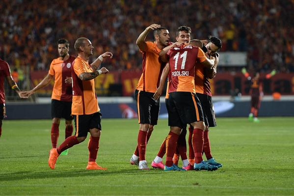 15-08/08/cl5_offxaaaulv6