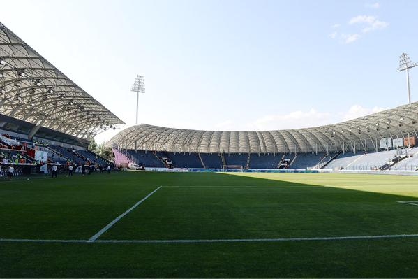 15-08/08/cl5vy8ewcaagcjs-1