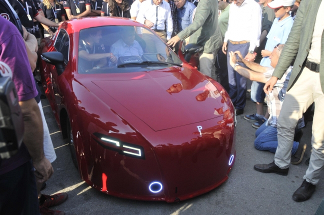 15-08/09/b3ea2a7307c55cbf6100799ffae00dac-1439140591