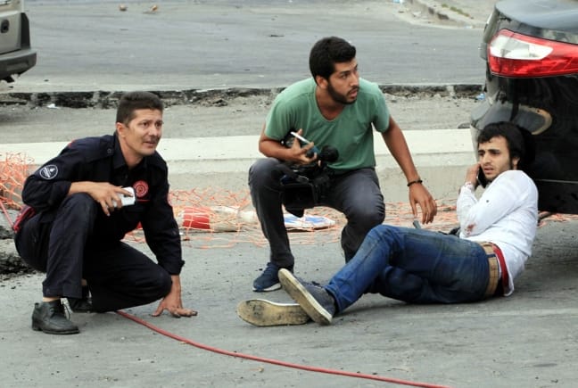 15-08/10/2-1439190793