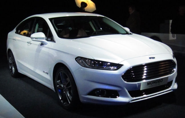 15-08/12/ford-mondeo_509054