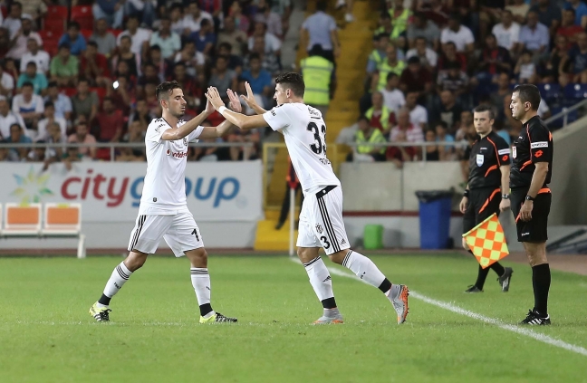 15-08/17/aa_picture_20150816_6071150_high