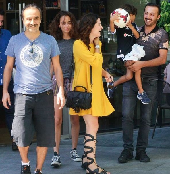 15-08/25/belcim-bilgin-ve-yilmaz-erdogan-dan-ayrilmadik-7626472_8117_m