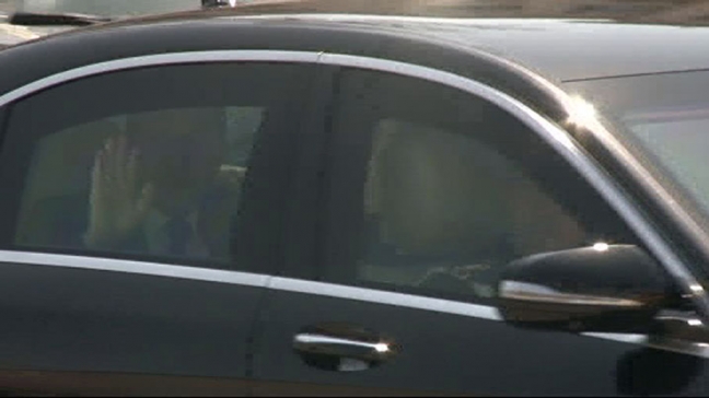 15-09/04/cumhurbaskani-erdogan-cuma-namazina-torunuyla-gitti_9093_dhaphoto5