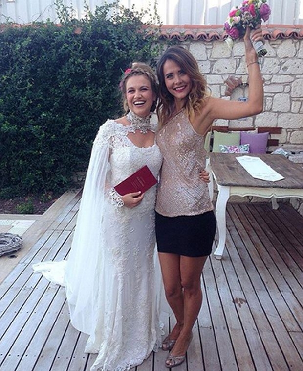 15-09/06/gulhan-sen-evlendi