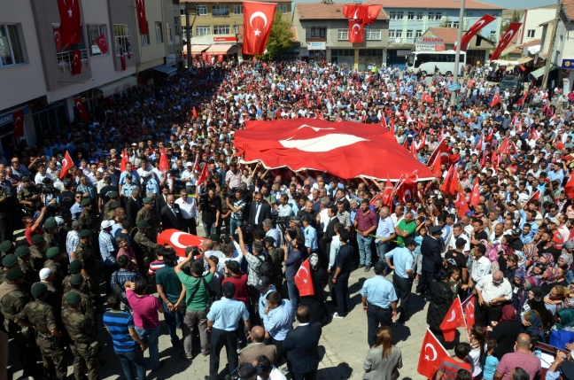 15-09/07/35f36493270046be6bfac968c6092d07-1441629944