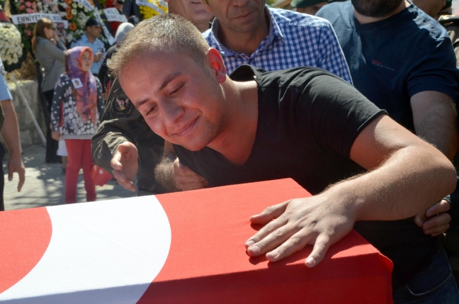 15-09/07/f41d83f806a21e81b4ad34cbe24812e7-1441630079