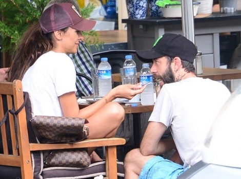 15-09/09/gamze-topuz-firat-topkorur-la-dudak-dudaga-7672621_4742_m