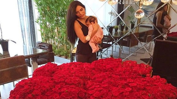 15-09/14/ceren-hindistan-gul