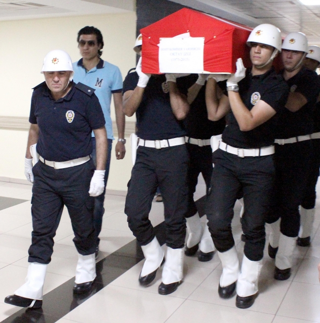 15-09/16/kayseride-sehit-acisi-3-_7110_dhaphoto9-1442407437