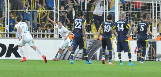 15-09/17/2acf409f968cc276d2e16e5d08ee877e-1442517602