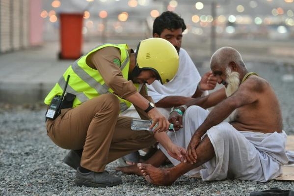 15-09/24/cpop1uaveaav9si