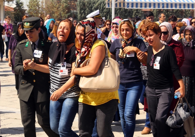 15-09/27/sehit-binbasi-guzele-ugurlama-toreni-ek-fotograflar_3443_dhaphoto10