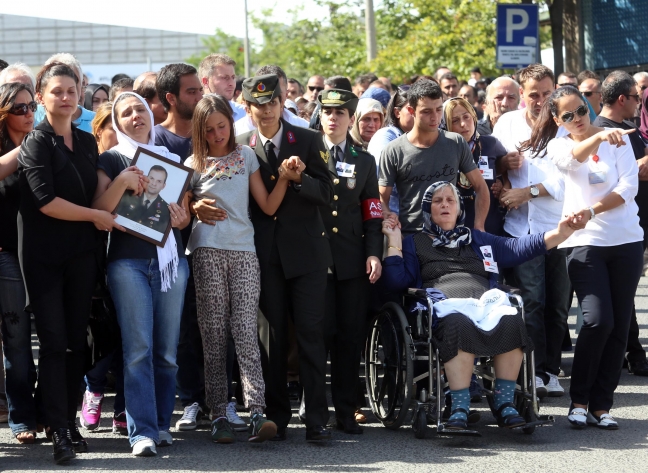 15-09/27/sehit-binbasi-guzele-ugurlama-toreni-ek-fotograflar_3443_dhaphoto29