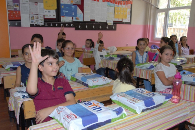 15-09/28/guneydoguda-boykot-cagrisi-bir-cok-yerde-karsilik-bulmadi_2888_dhaphoto1