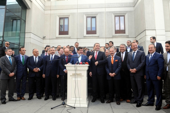 15-10/07/90ecef7197b5127e58c730d4c5c6c580-1444209953