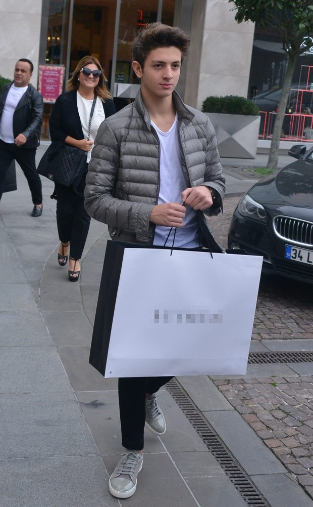 15-10/08/sibel-can-1444308668