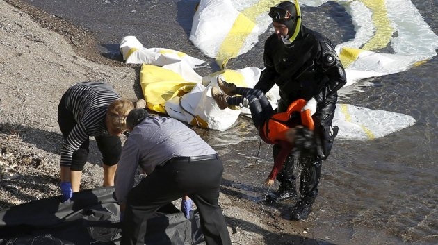 15-10/16/aylan-kurdi-drami-bu-kez-yunan-sahilinde-yasandi-7784519_9927_m