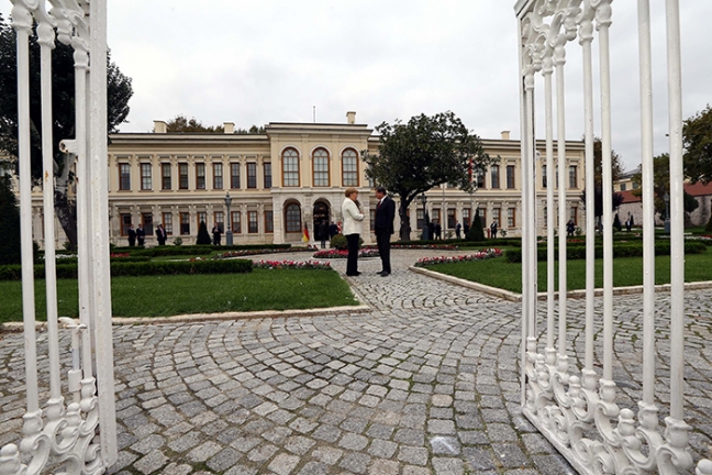 15-10/18/aa_picture_20151018_6556484_high