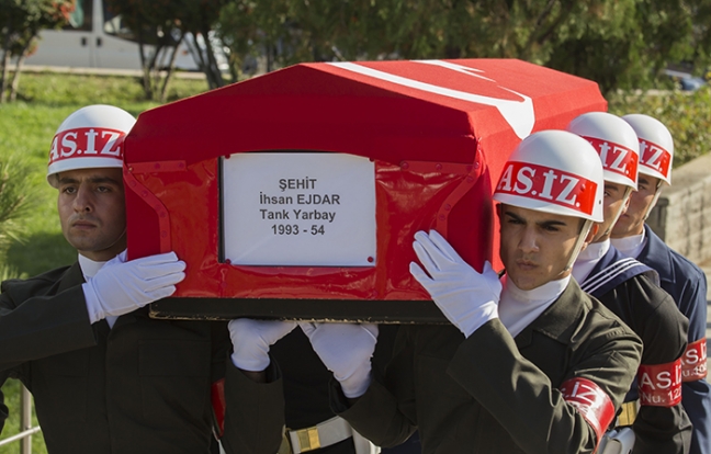 15-10/18/aa_picture_20151018_6558702_high