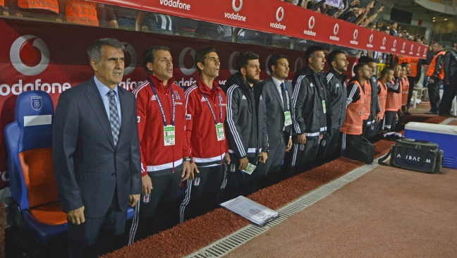 15-10/18/aa_picture_20151018_6560636_high